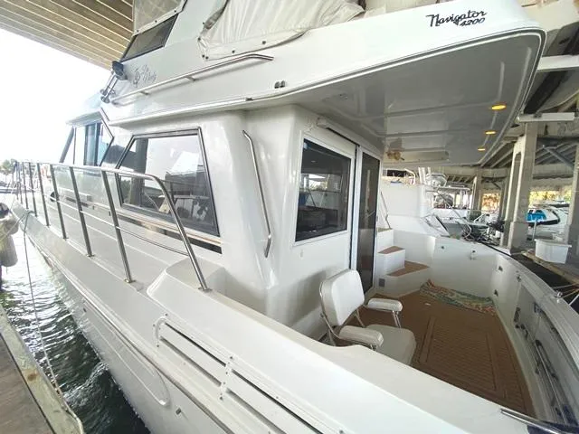 Thistle Do Nicely Yacht Photos Pics 