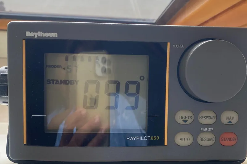 Thistle Do Nicely Yacht Photos Pics 