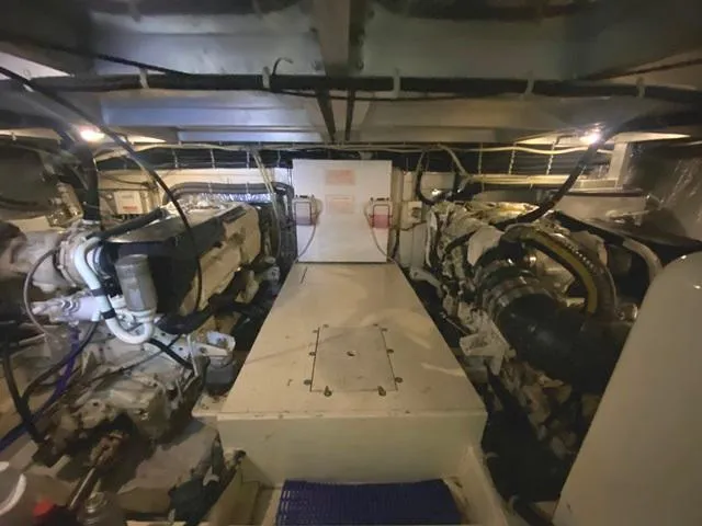 Thistle Do Nicely Yacht Photos Pics 