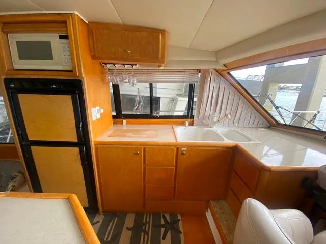 Thistle Do Nicely Yacht Photos Pics 