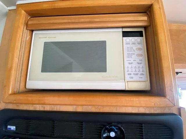 Thistle Do Nicely Yacht Photos Pics 