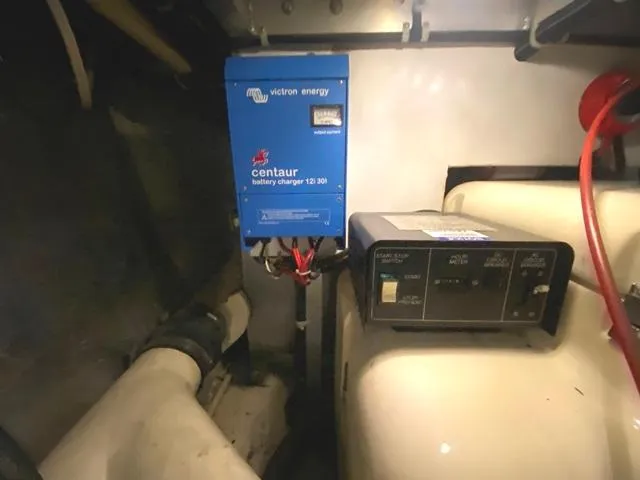 Thistle Do Nicely Yacht Photos Pics 