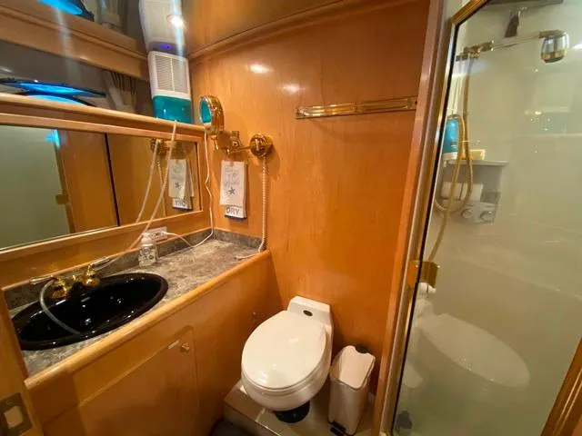 Thistle Do Nicely Yacht Photos Pics 