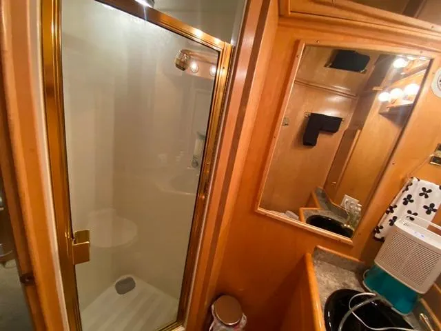 Thistle Do Nicely Yacht Photos Pics 