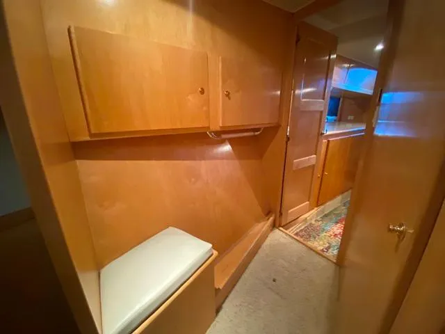 Thistle Do Nicely Yacht Photos Pics 