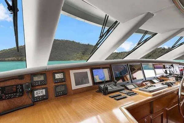 Batavia Yacht Photos Pics Control panel of 2003 Richmond Yachts 135 Motor Yacht with scenic ocean view.