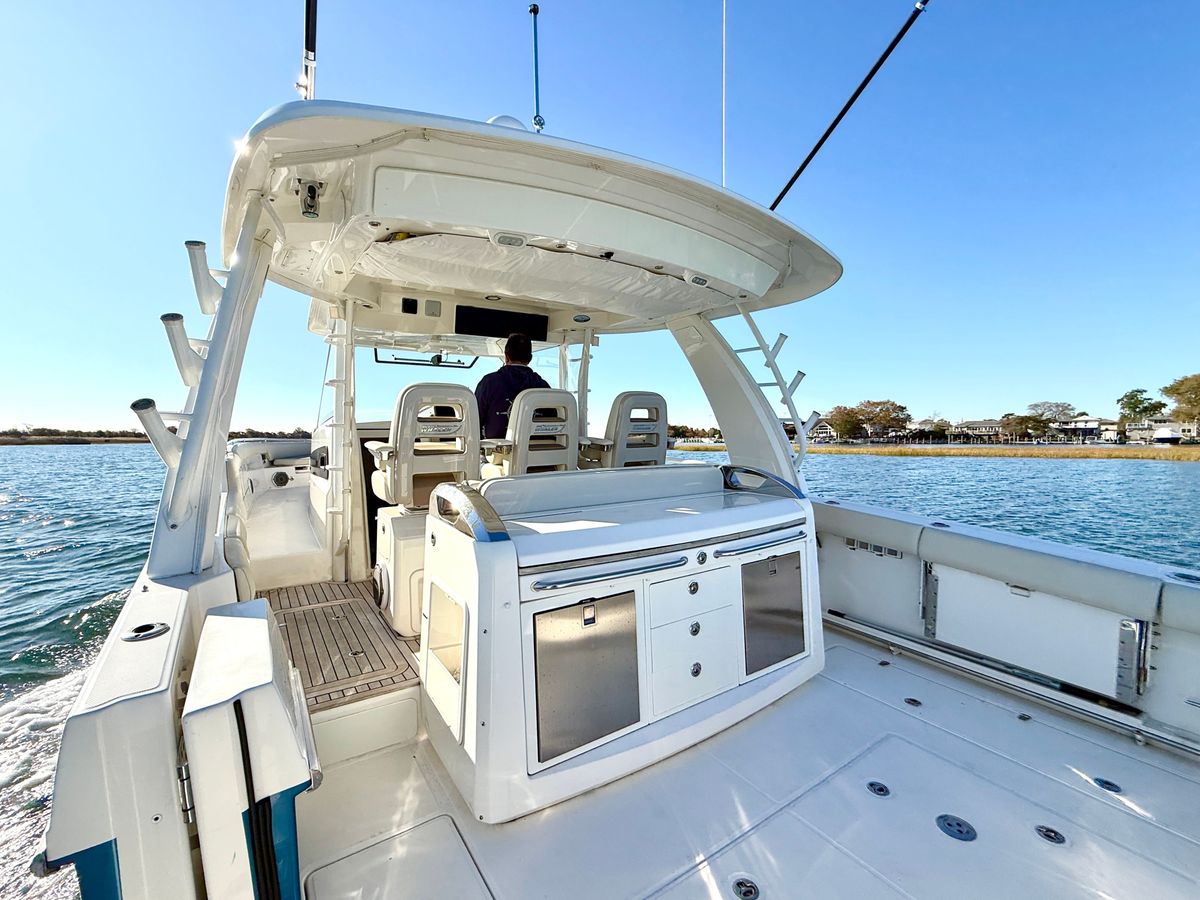 2017 Boston Whaler 42 