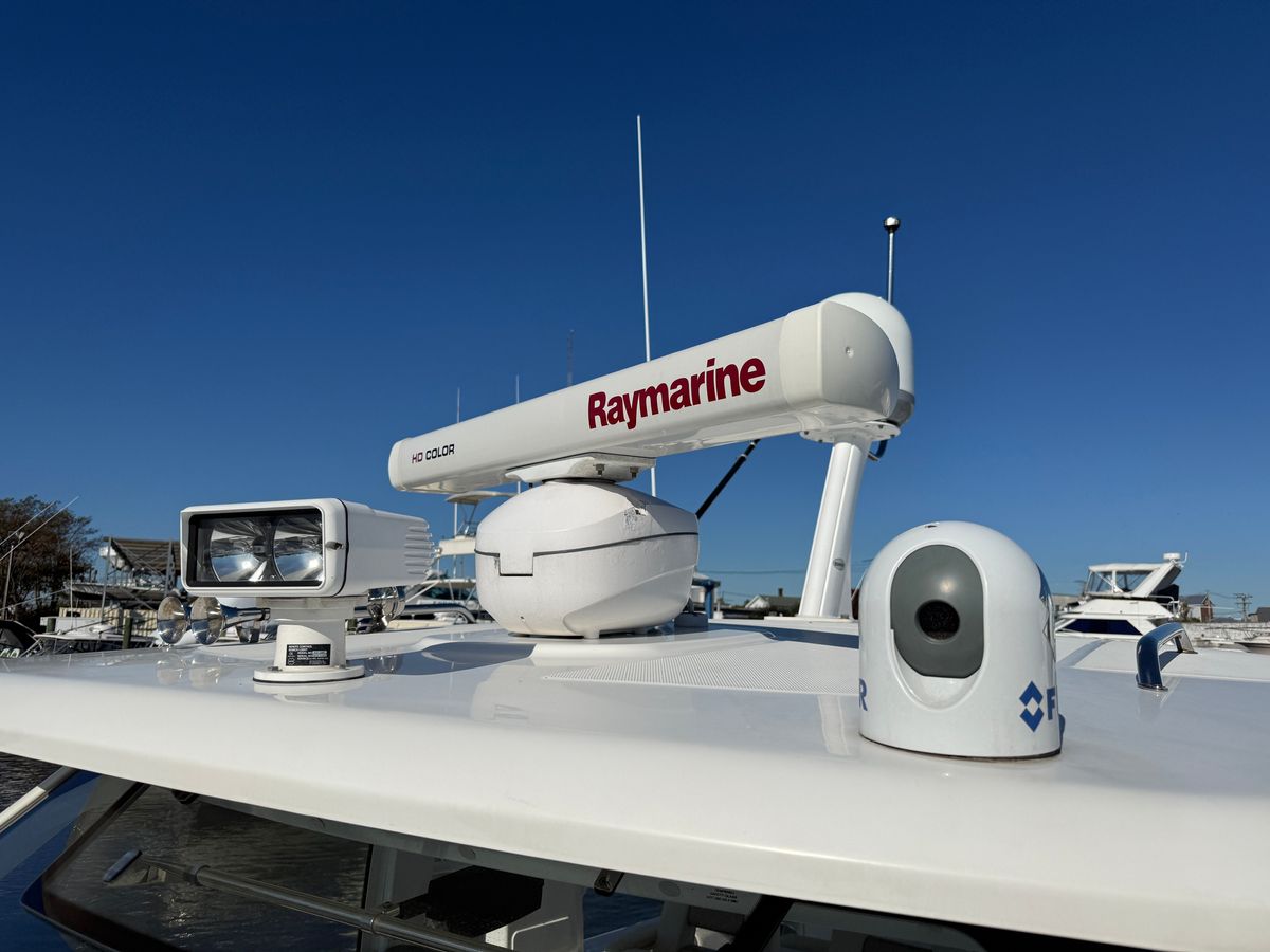 2017 Boston Whaler 42 