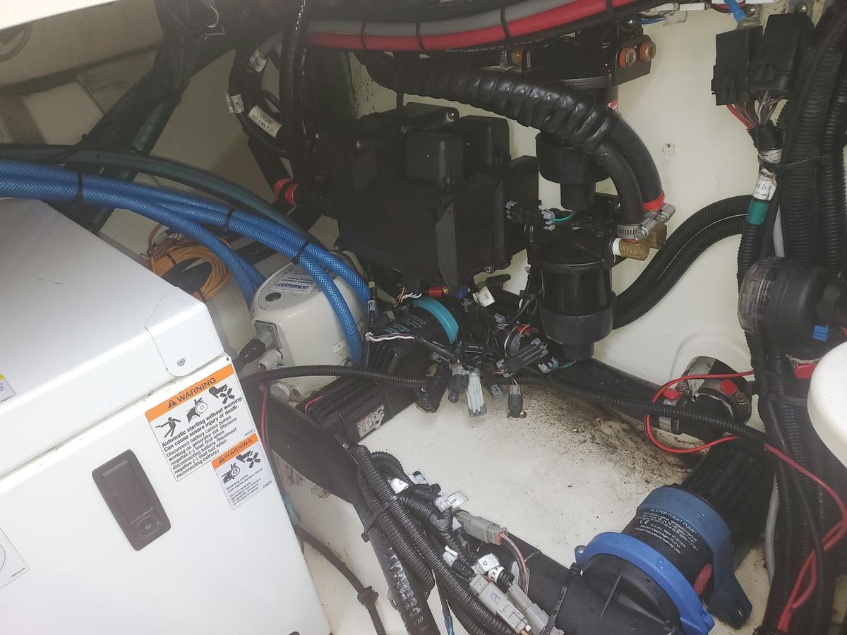 2017 Boston Whaler 42 