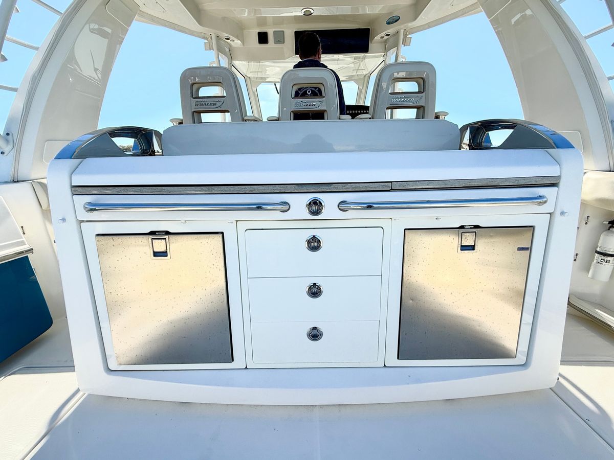 2017 Boston Whaler 42 