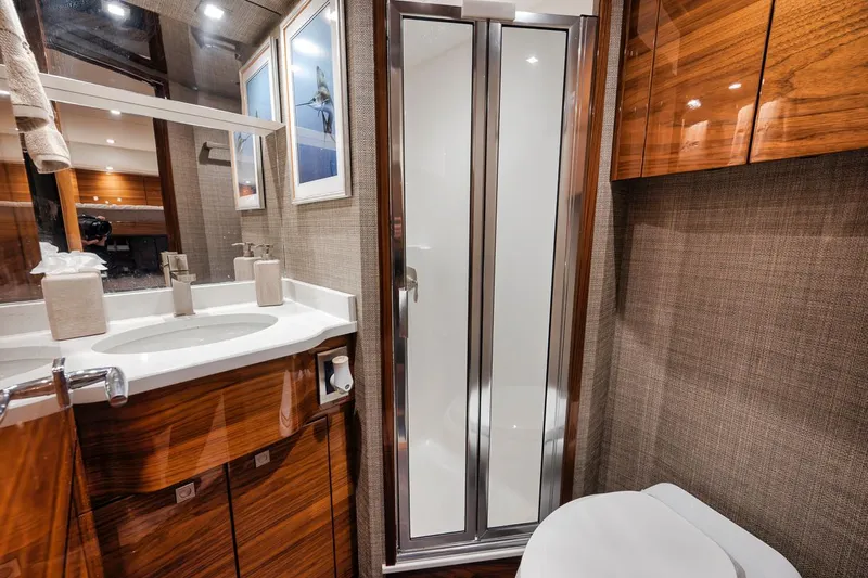 Bid Time Yacht Photos Pics 