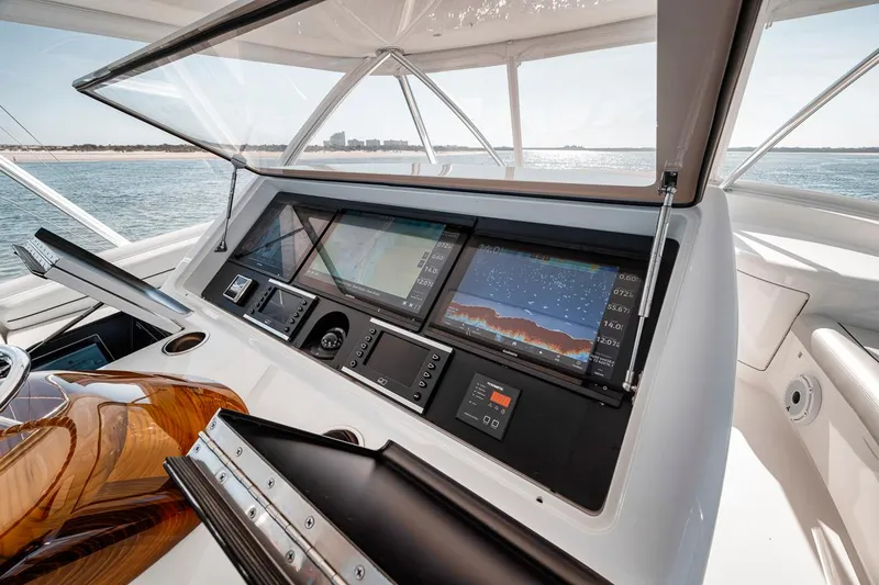 Bid Time Yacht Photos Pics 