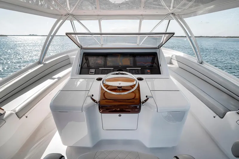 Bid Time Yacht Photos Pics 