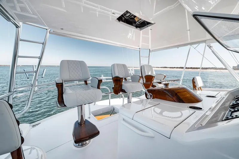 Bid Time Yacht Photos Pics 