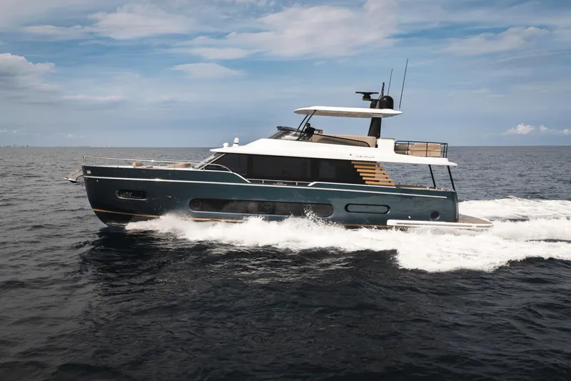  Yacht Photos Pics 