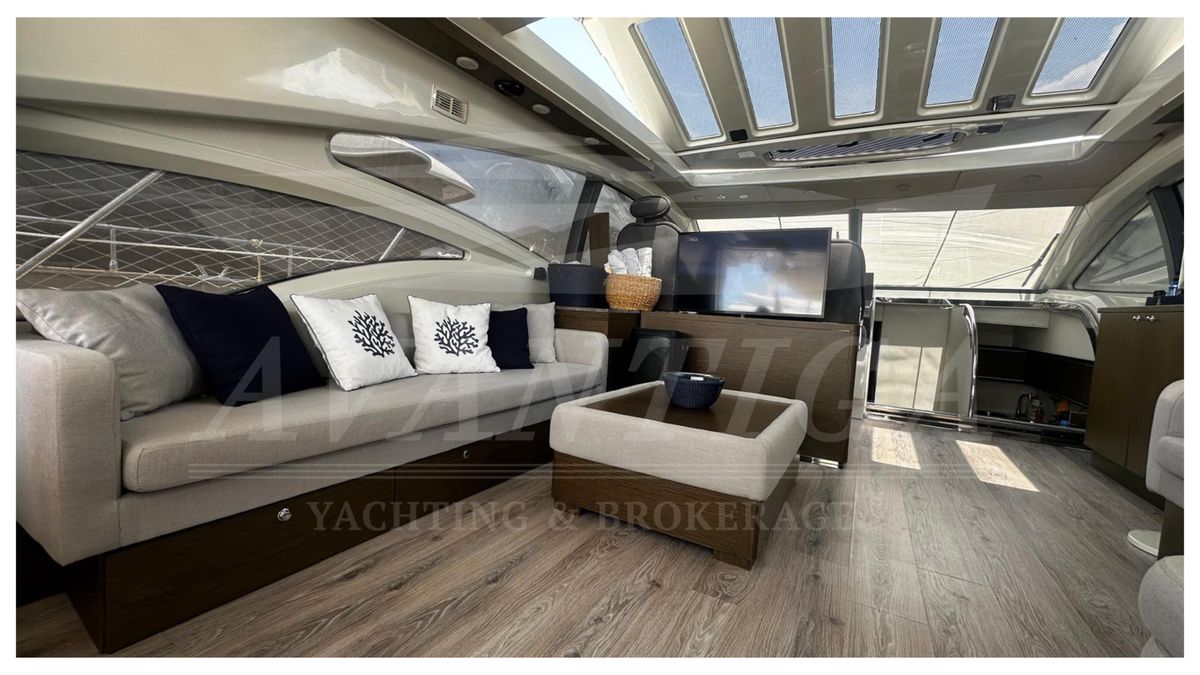 2009 Azimut 63 
