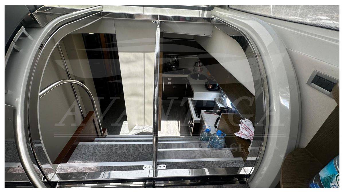 2009 Azimut 63 