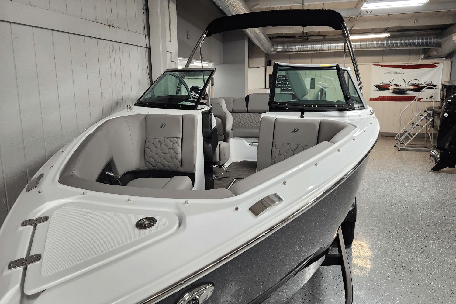 2025 Four Winns H2 Sports Cruiser for sale - YachtWorld 2025 Four Winns H2 Sports Cruiser for sale - YachtWorld