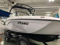 2023 Yamaha Boats AR 220