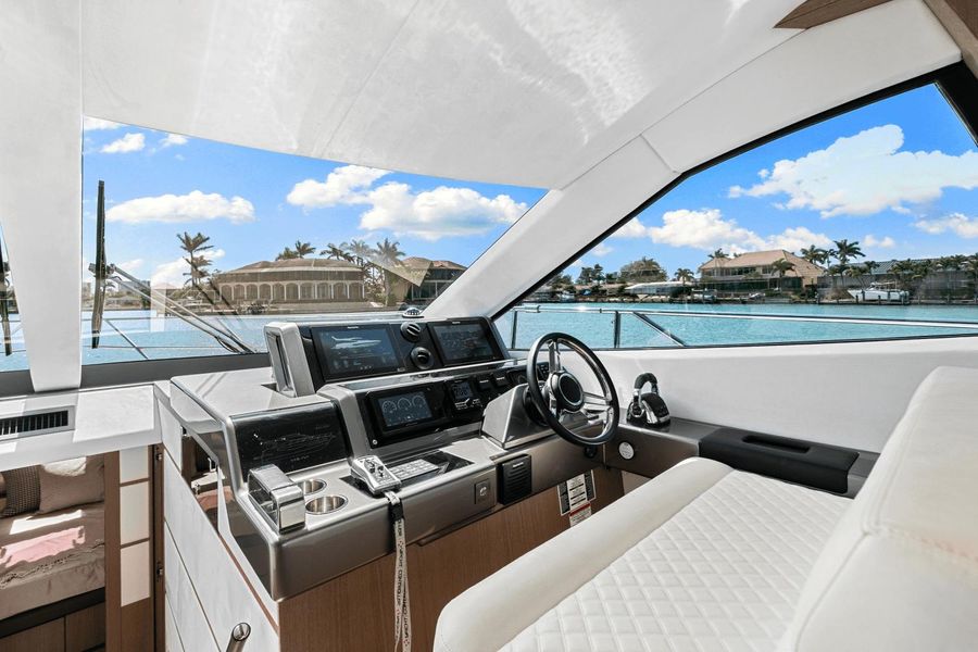 2019 Galeon 550 Fly