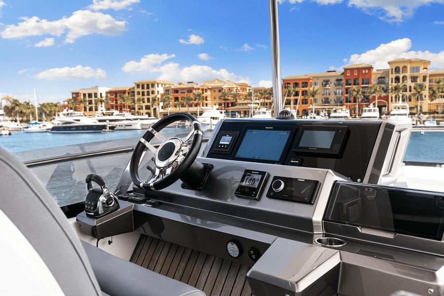 2019 Galeon 550 Fly