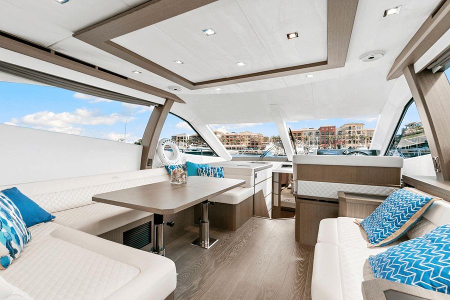 2019 Galeon 550 Fly