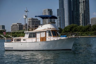 Marine Trader Double Cabin