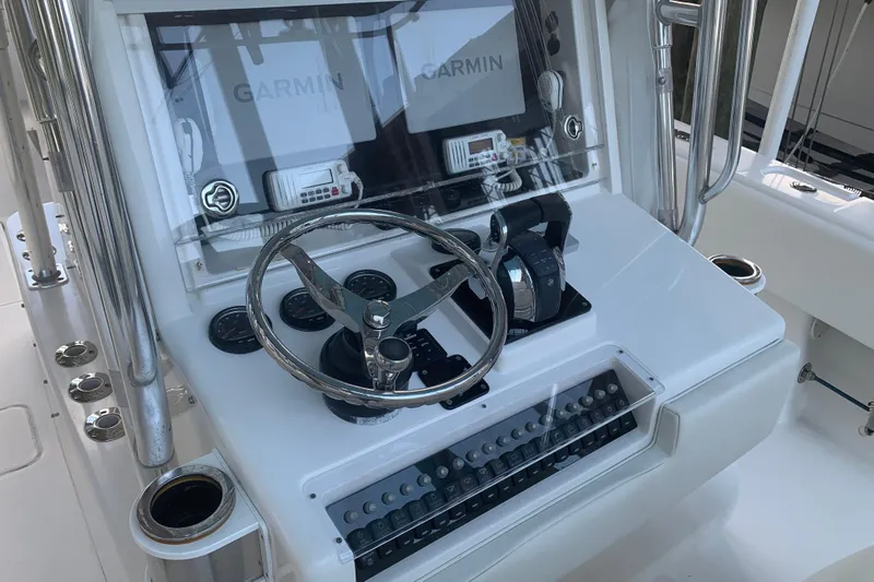 Yacht Photos Pics Console of 2008 Invincible 36 CC boat with Garmin navigation system.