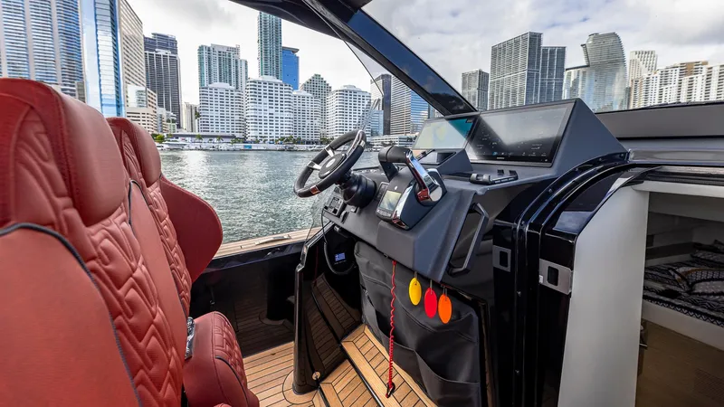 Omega47 Yacht Photos Pics 