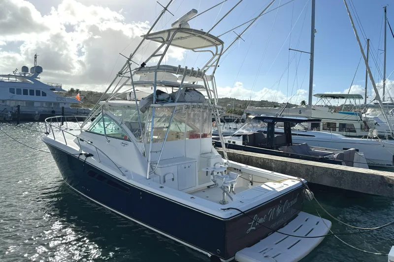 Lime Of Coconut Yacht Photos Pics 