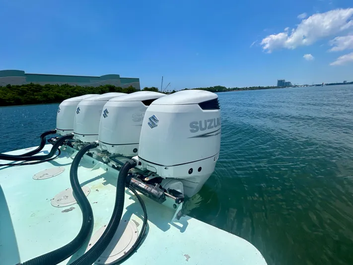 Highly Migratory Yacht Photos Pics Four Suzuki outboard motors on a 2017 Chesapeake 53 Center Console boat.
