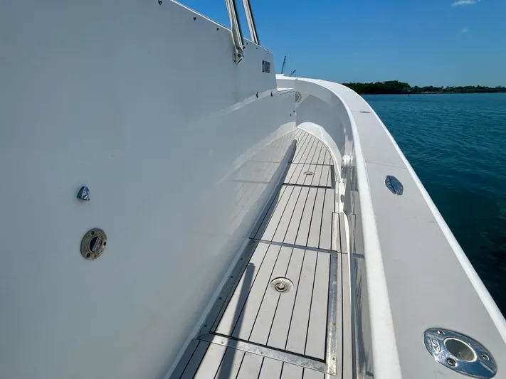 Highly Migratory Yacht Photos Pics 2017 Chesapeake 53 Center Console boat deck with ocean view.
