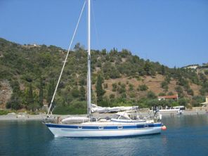 Hallberg-Rassy 352