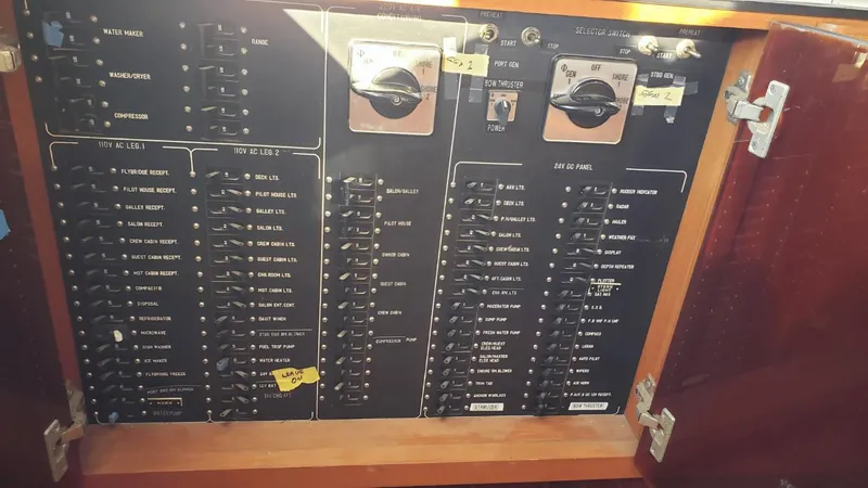 Sea Star Yacht Photos Pics 