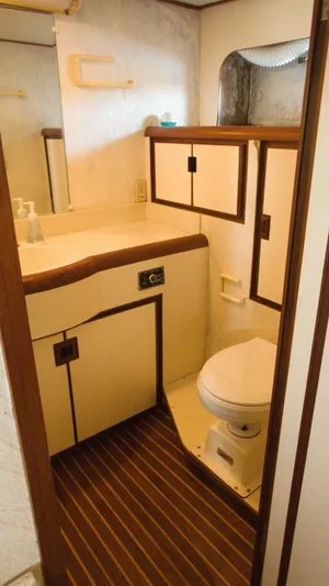 Sea Star Yacht Photos Pics 