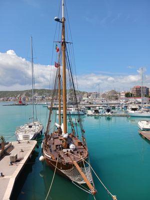 Yacht