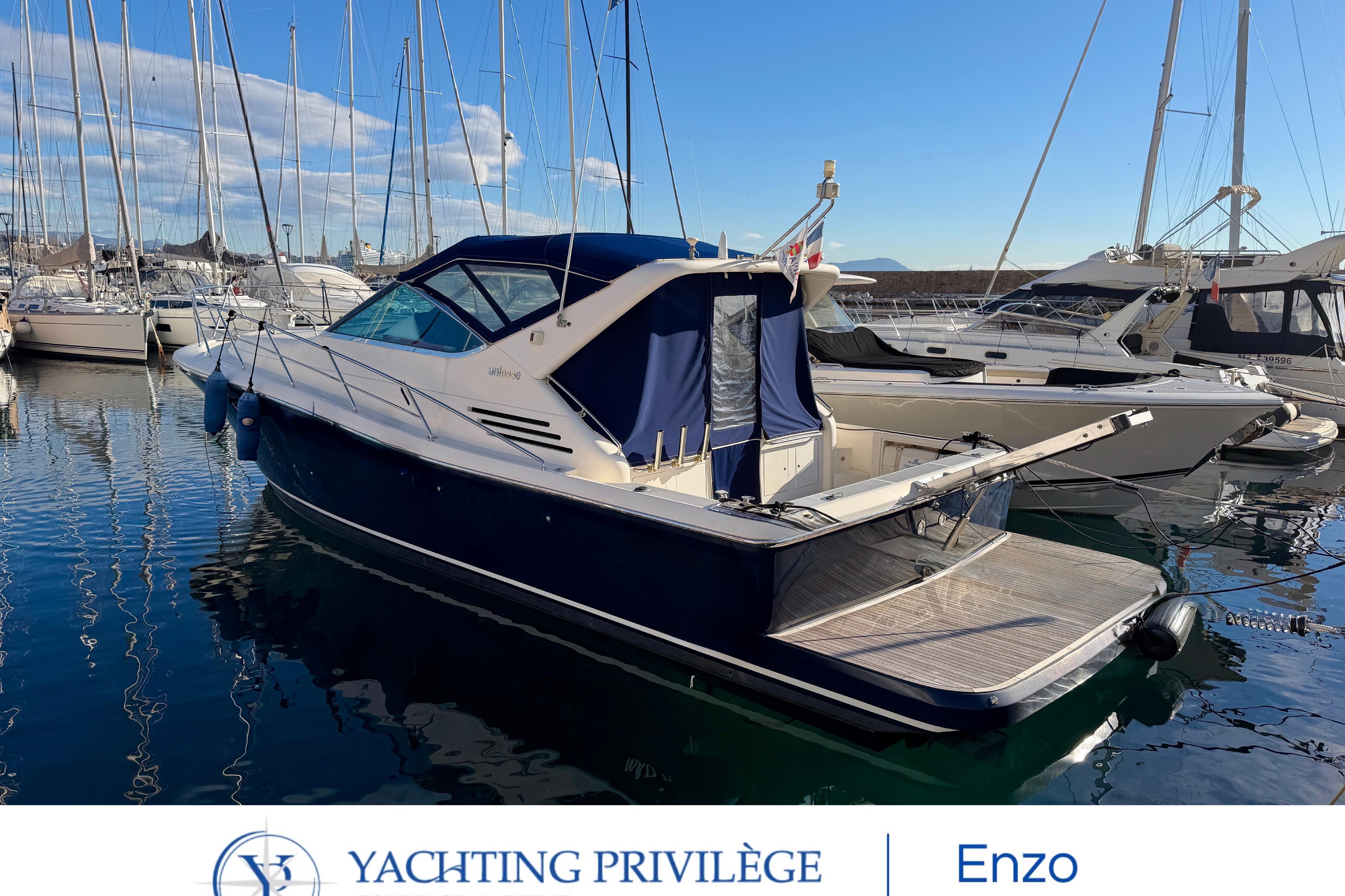 2000 Uniesse 42 Open