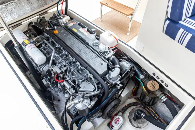 Scout II Yacht Photos Pics 