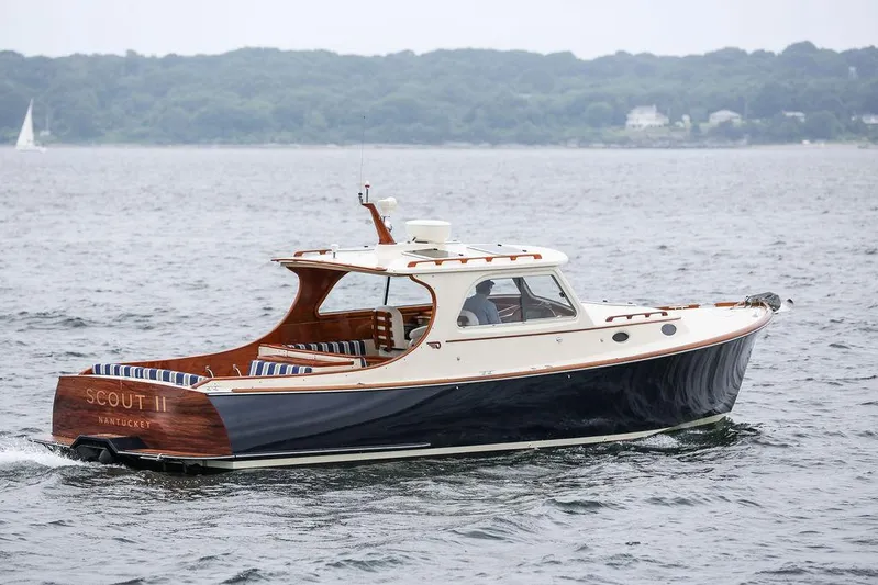 Scout II Yacht Photos Pics 