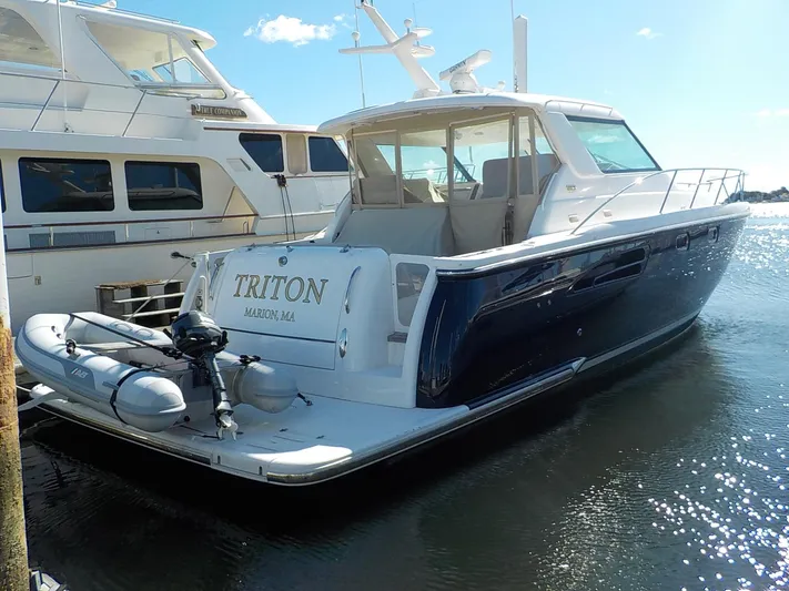 " Triton " Yacht Photos Pics 