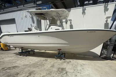 Edgewater 318CC