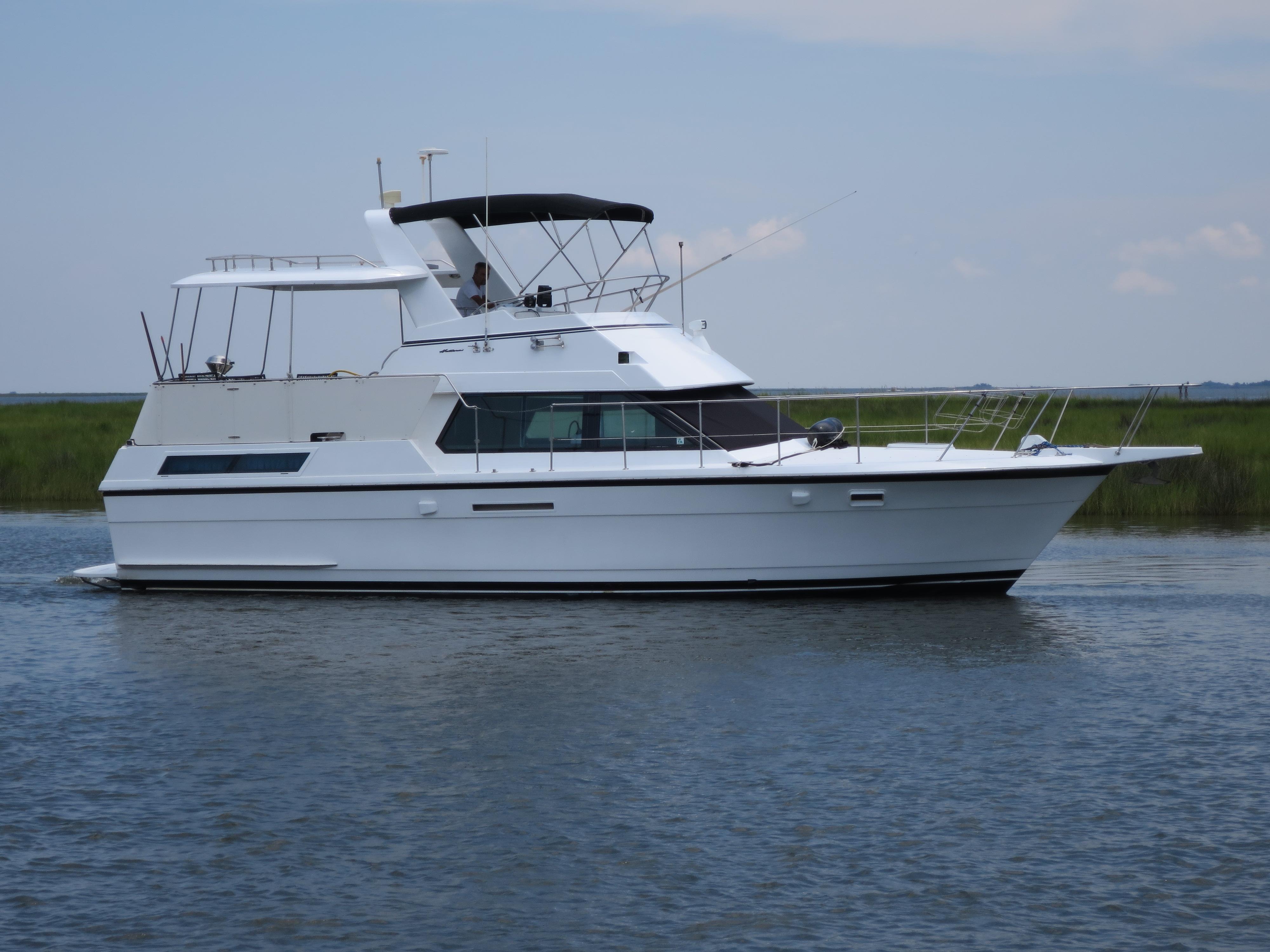 1988 Hatteras 40 Double Cabin Cruiser for sale - YachtWorld