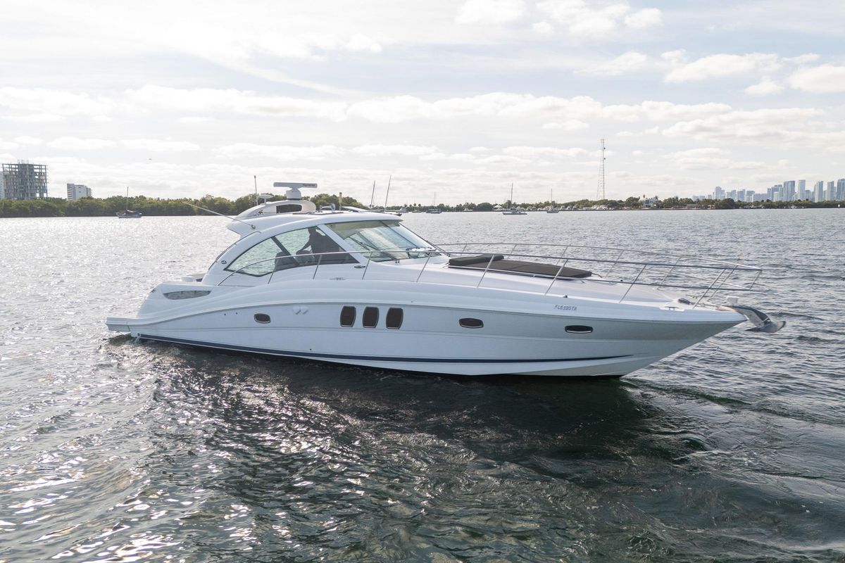 2005 Sea Ray 51 
