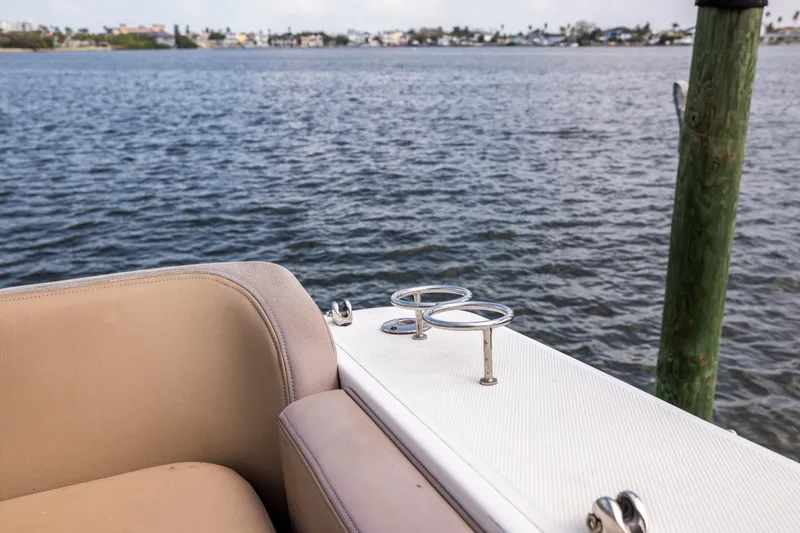  Yacht Photos Pics 2016 Sea Ray 310 Sundancer boat interior with water view.