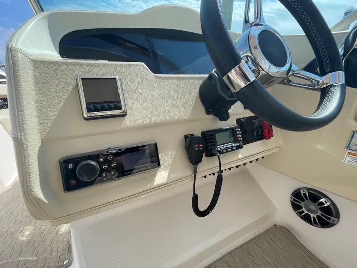 Austiria 1 Yacht Photos Pics 