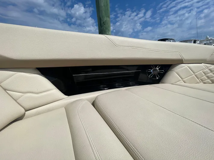 Austiria 1 Yacht Photos Pics 