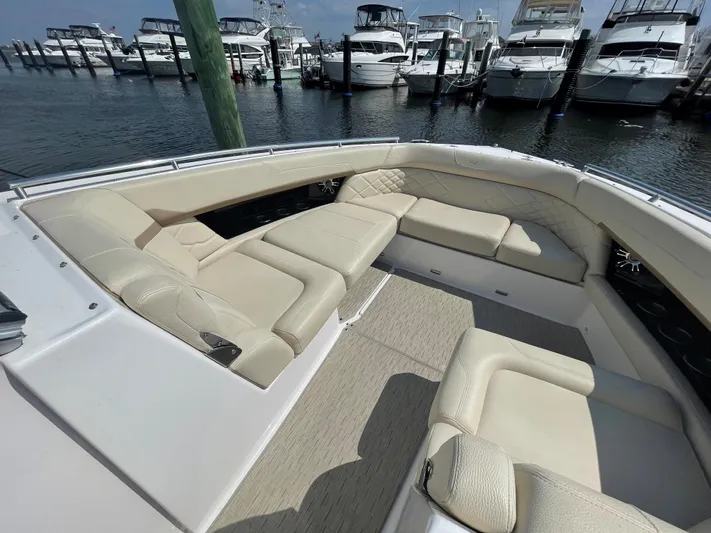 Austiria 1 Yacht Photos Pics 