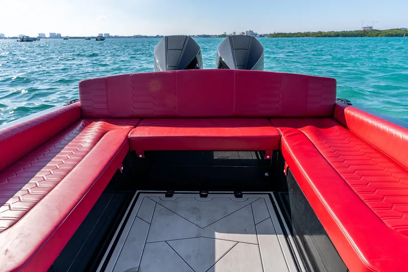  Yacht Photos Pics NOVIELLI VELOCHE 349