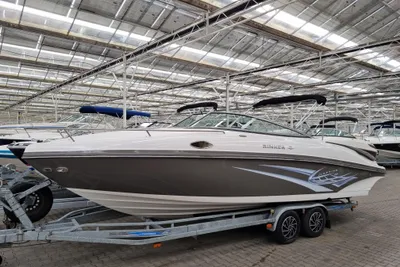 2012 Rinker 246 Captiva