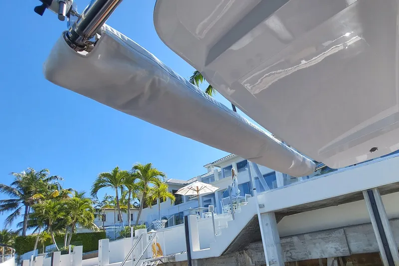 Astondoa 377 Yacht Photos Pics 